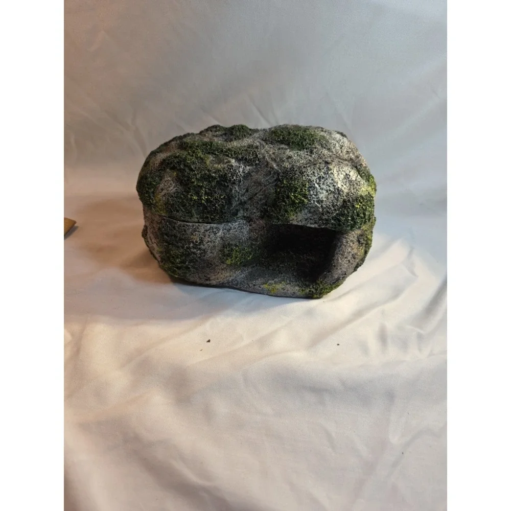 Zilla Rock Lair Medium Reptile Hide Mossy Stone Cave 11351 Humid Hideout